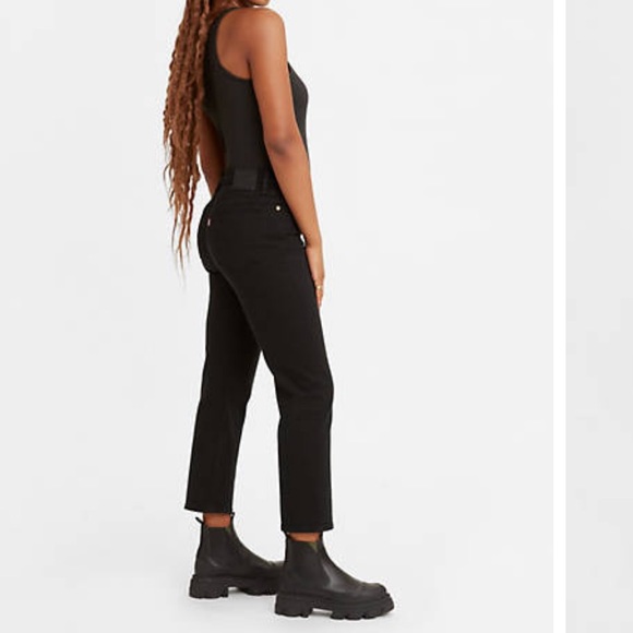 Levi’s Premium Wedgie Straight Jean NWT - Picture 9 of 17